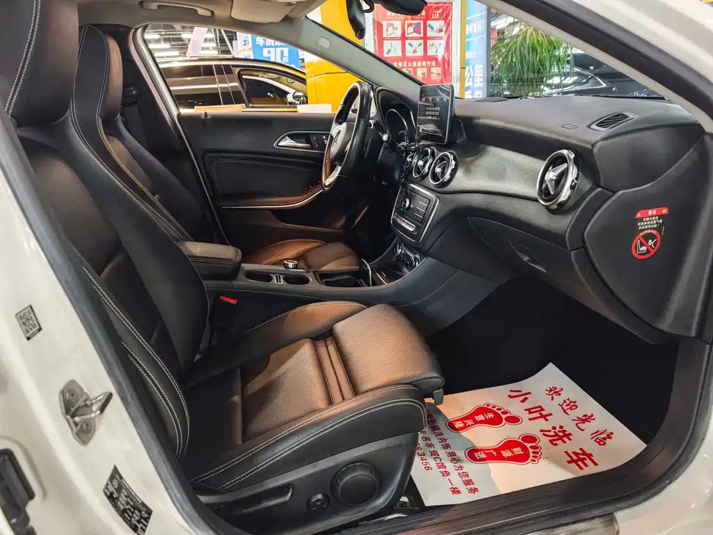 Mercedes-Benz GLA 2018 — фото 14