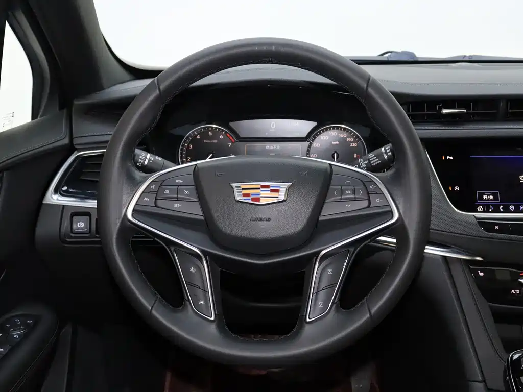 Cadillac XT5 2024 — фото 21