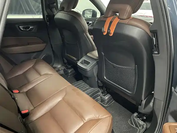 Volvo XC60 2024