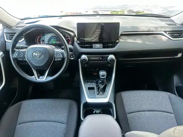 Toyota RAV4 2023