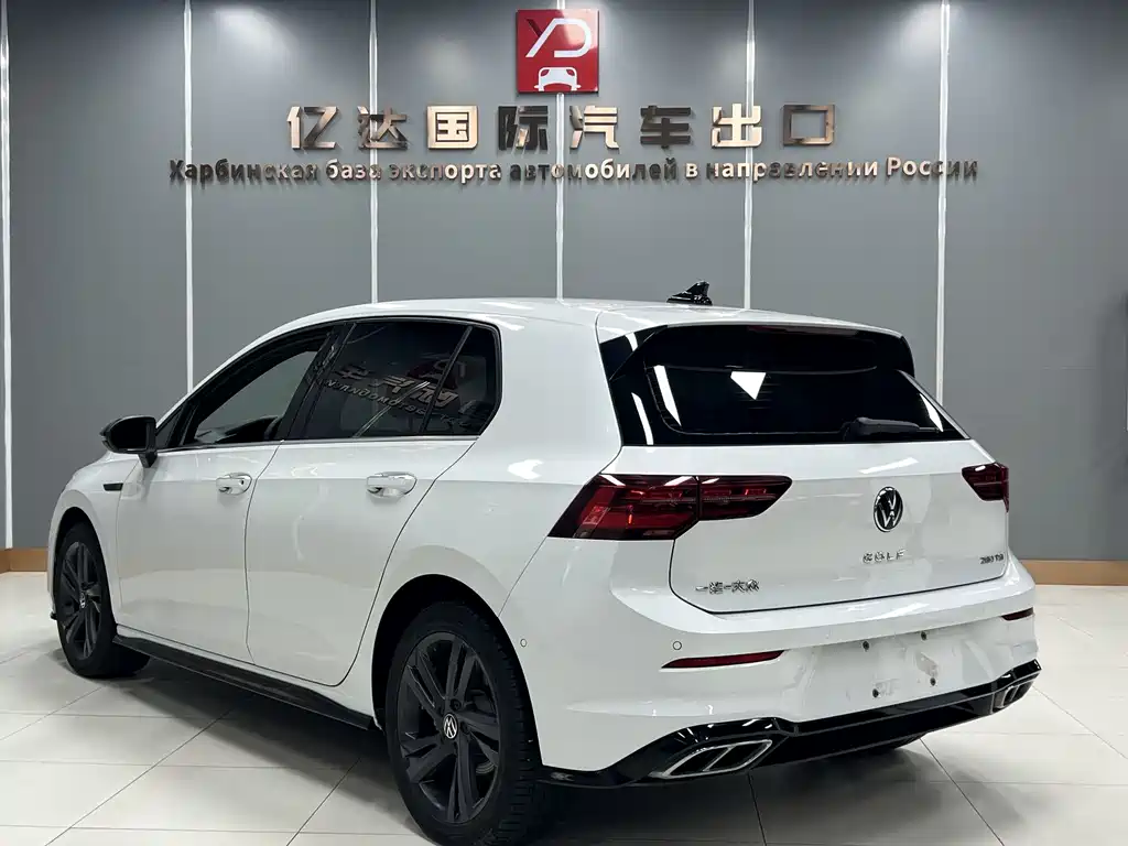 Volkswagen Golf 2022