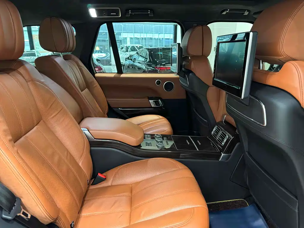 Land Rover Range Rover 2017 — фото 16
