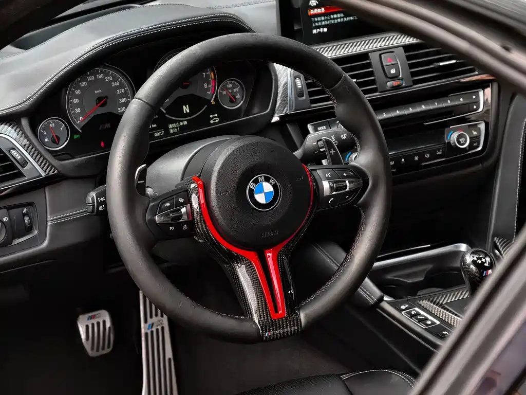 BMW M4 2016 — фото 12