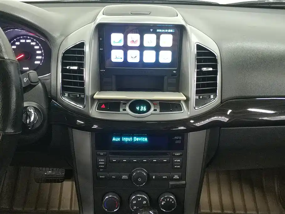Chevrolet Captiva 2016 — фото 13