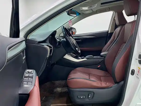 Lexus NX 2015