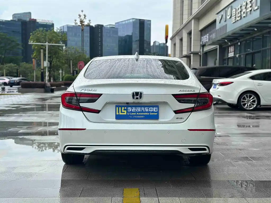 Honda Accord 2022 — фото 4
