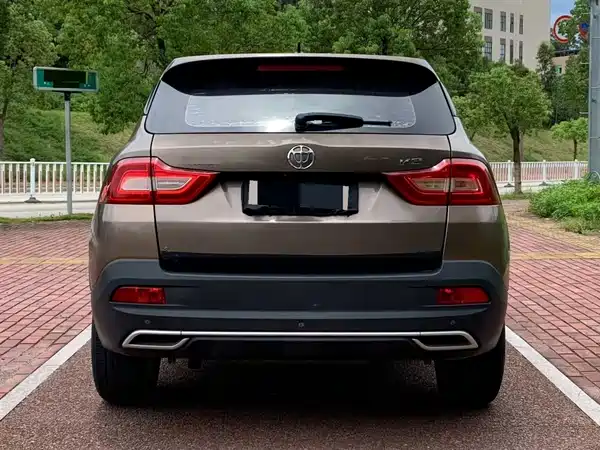 Brilliance V3 2017