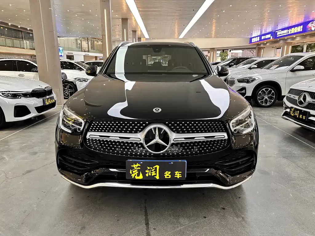 Mercedes-Benz GLC 2023
