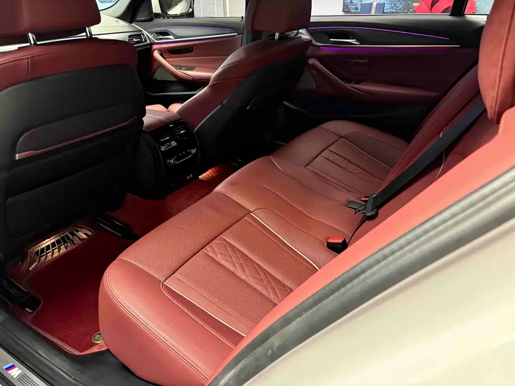 BMW 5 Series 2022