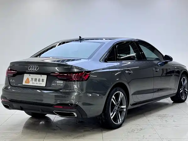 Audi A4L 2023
