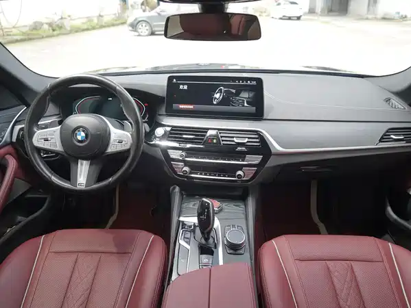 BMW 5 Series 2023