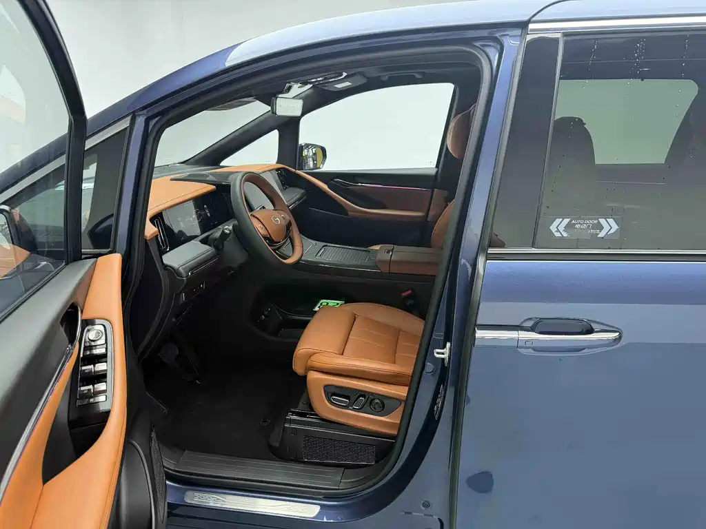 GAC Motor Xiangwang M8 2025 — фото 11