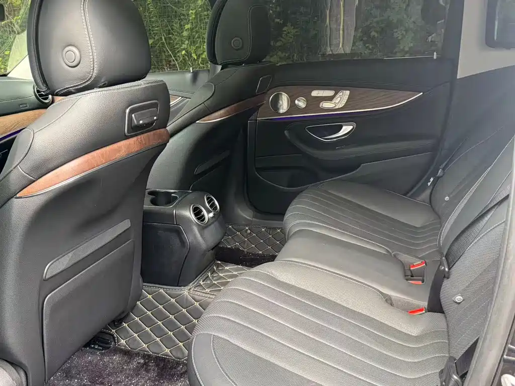 Mercedes-Benz E-Class 2020
