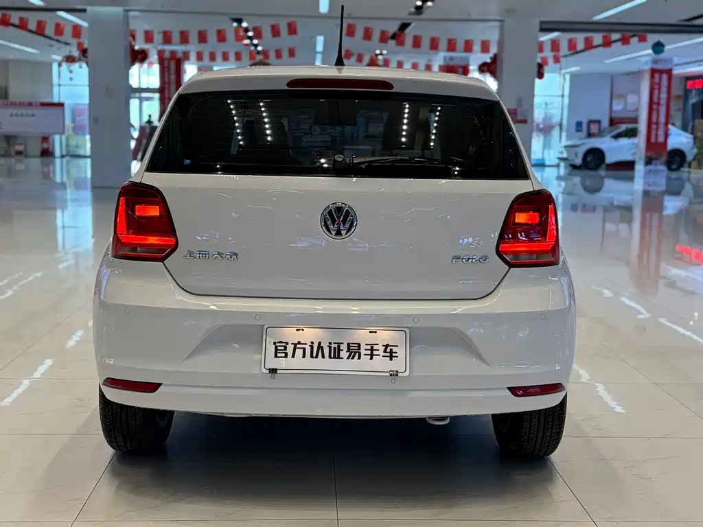Volkswagen Polo 2015