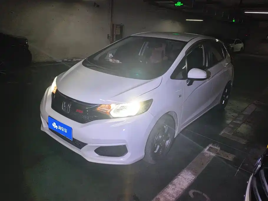 Honda Fit 2019 — фото 1