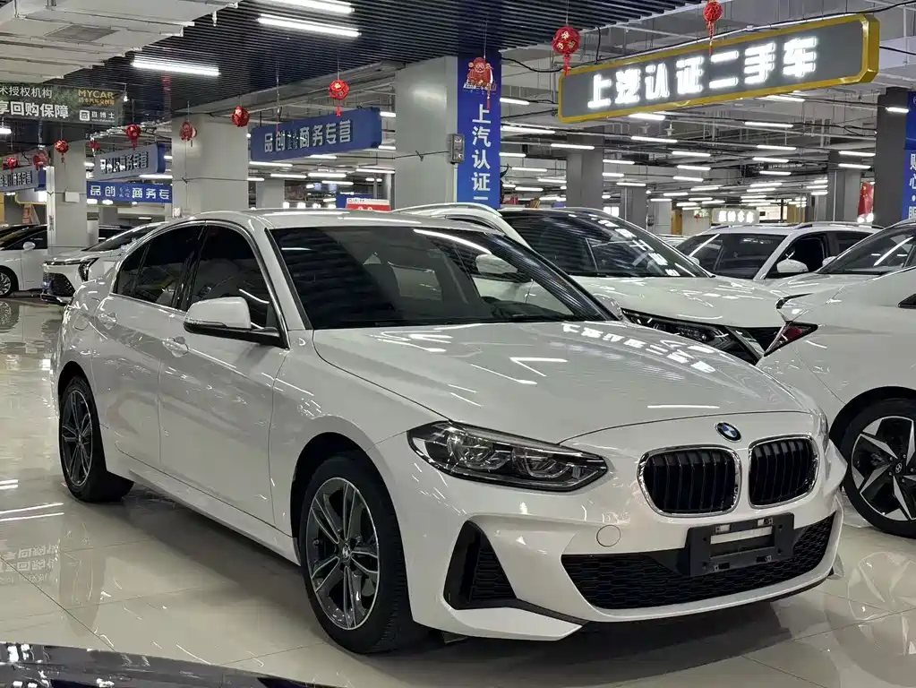 BMW 1 Series 2021