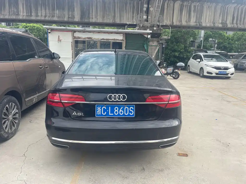 Audi A8 2015