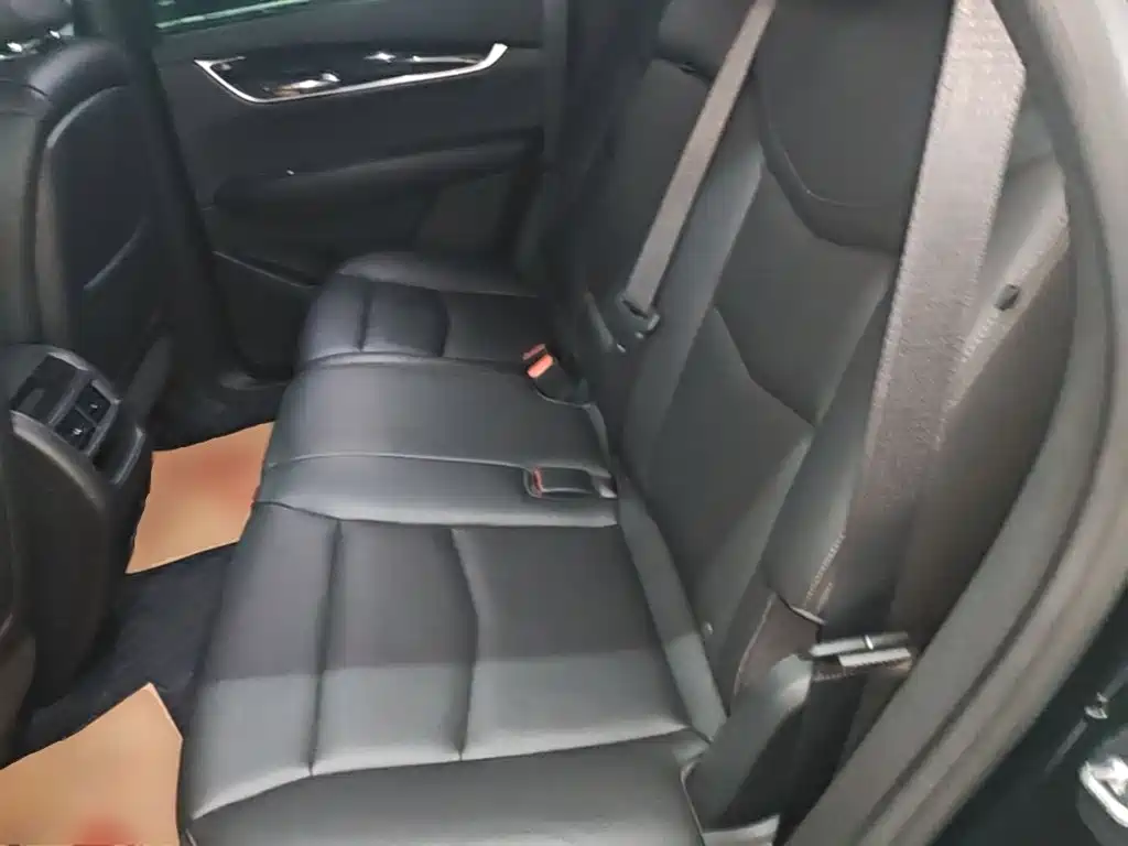 Cadillac XT5 2021 — фото 17