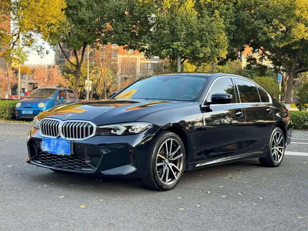 BMW 3 Series 2023