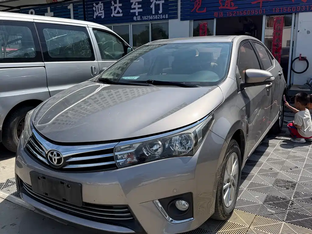 Toyota Corolla 2015 — фото 2