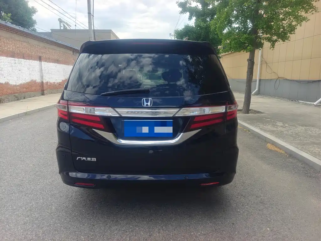 Honda Odyssey 2017 — фото 4
