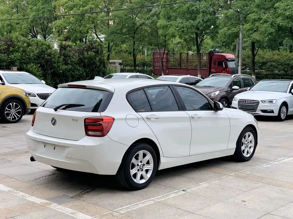 BMW 1 Series 2015 — фото 6