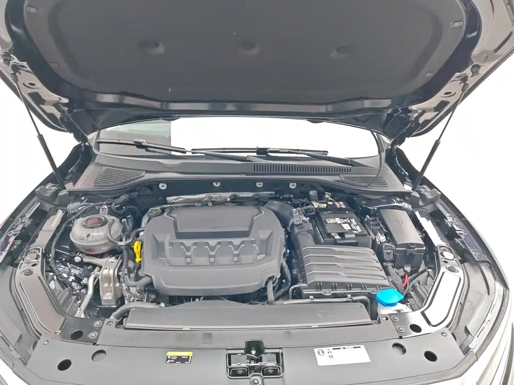 Volkswagen Passat 2025