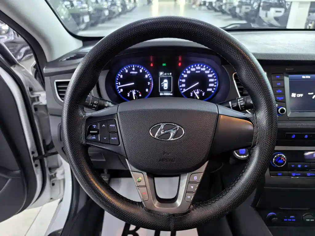 Hyundai Mistra 2016 — фото 9