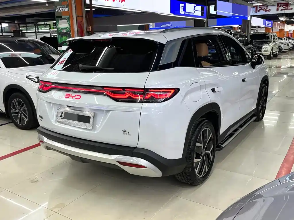 BYD Song L DM-i 2024 — фото 12