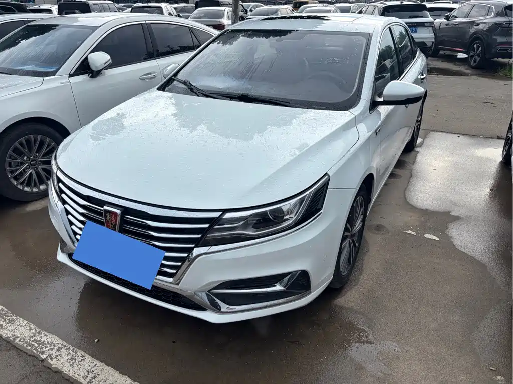 Roewe i6 Classic 2023 — фото 1