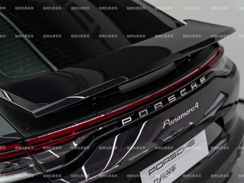 Porsche Panamera 2023 — фото 13