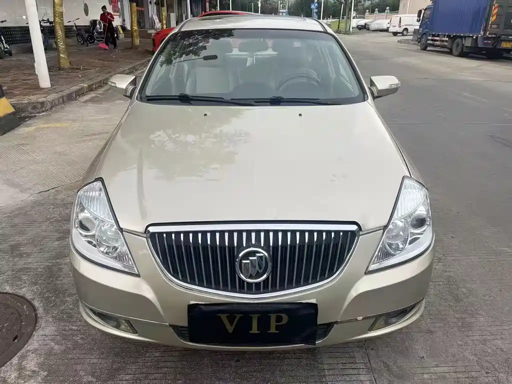 Buick Excelle 2011 — фото 2