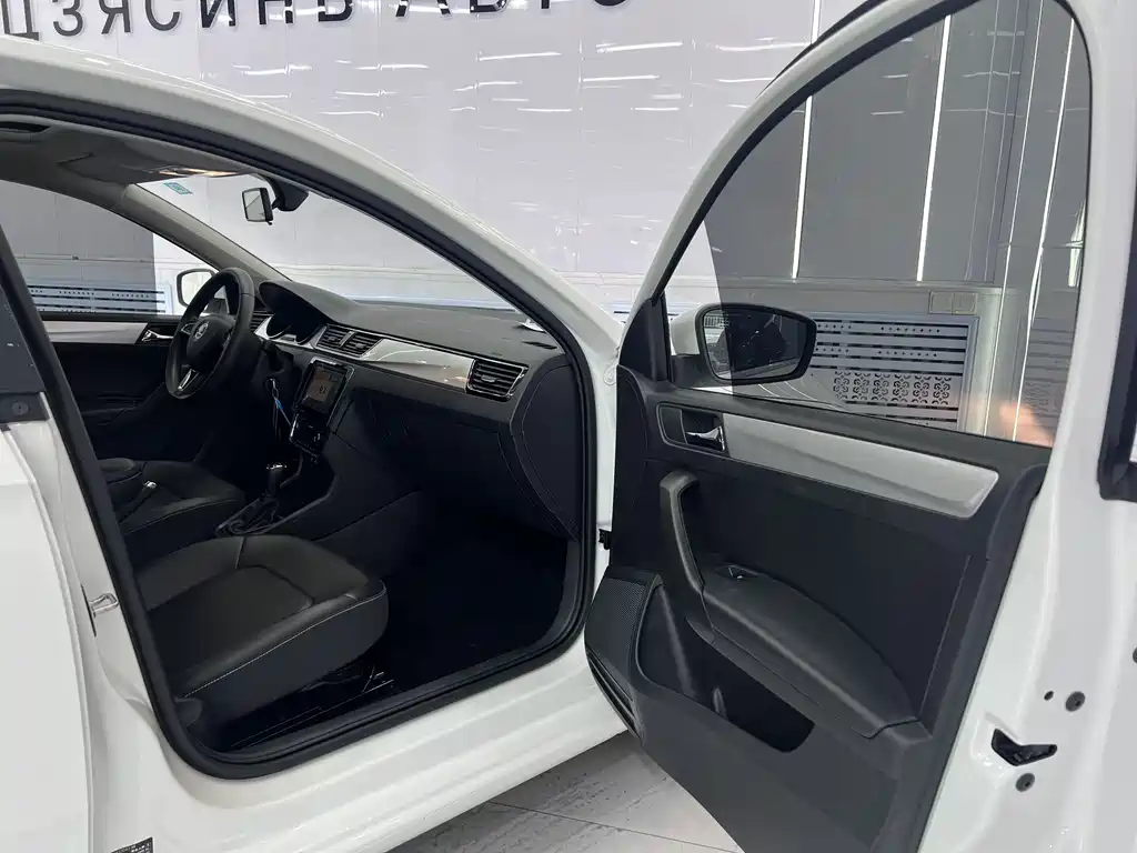 Skoda Rapid 2022 — фото 17