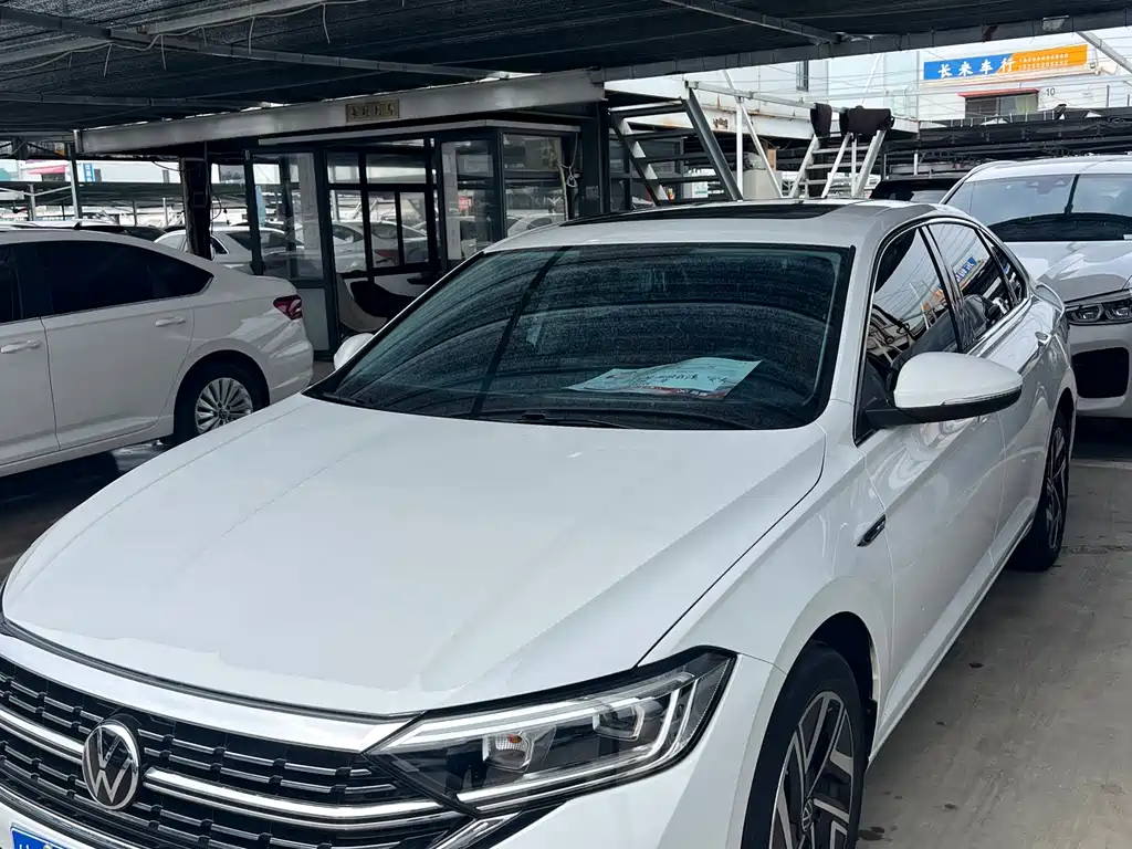 Volkswagen Sagitar 2023
