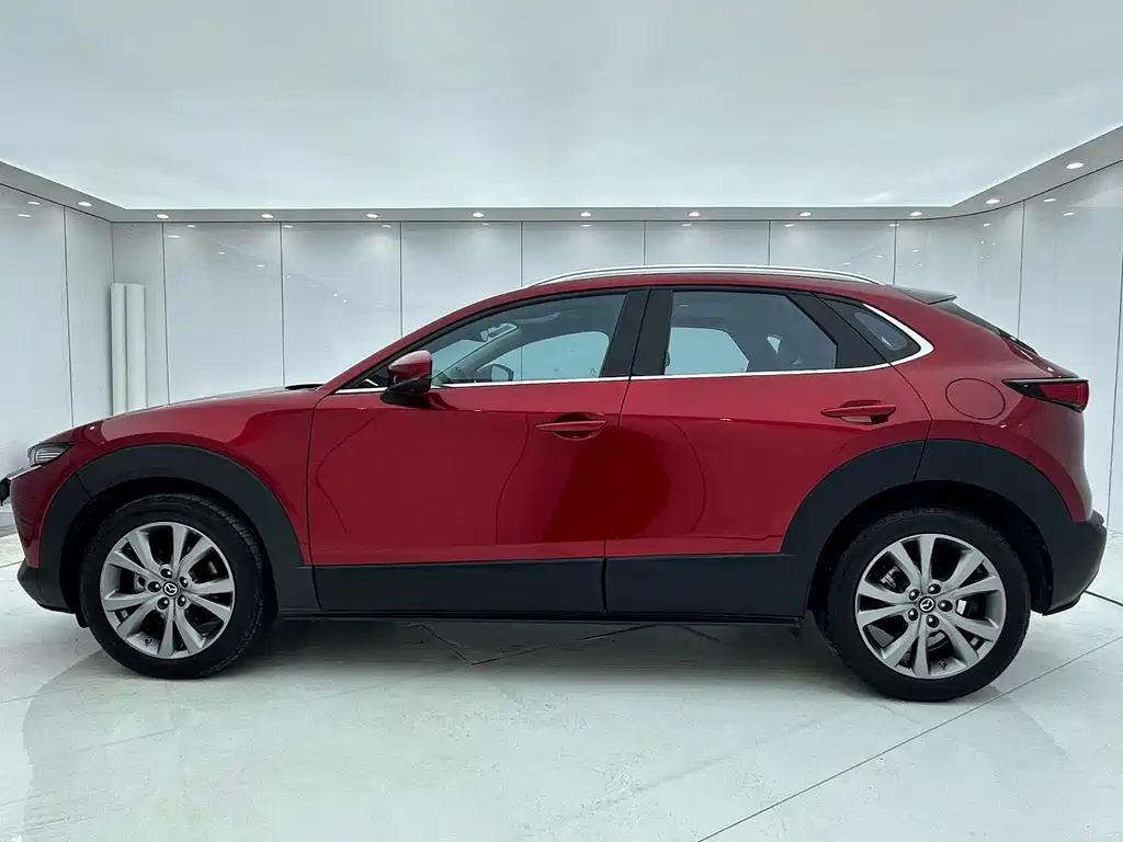 Mazda CX-30 2021 — фото 9