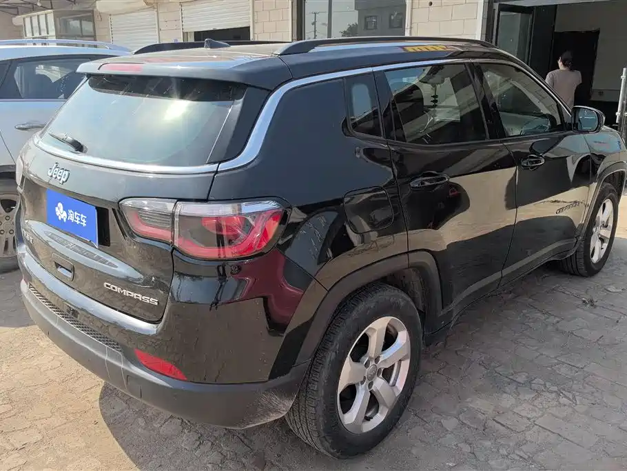 Jeep Compass 2020 — фото 3
