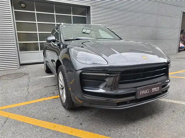 Porsche Macan 2023