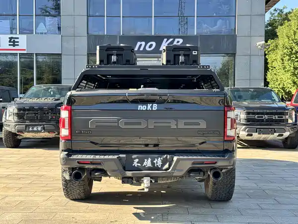 Ford F-150 Raptor 2023