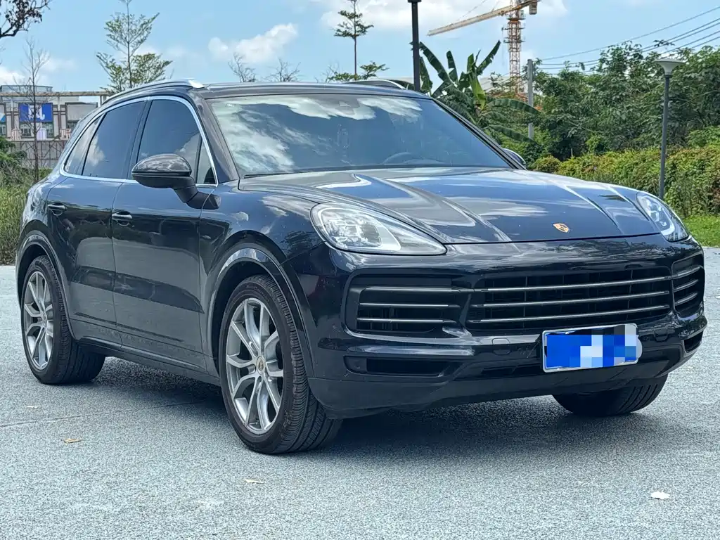 Porsche Cayenne 2019 — фото 3
