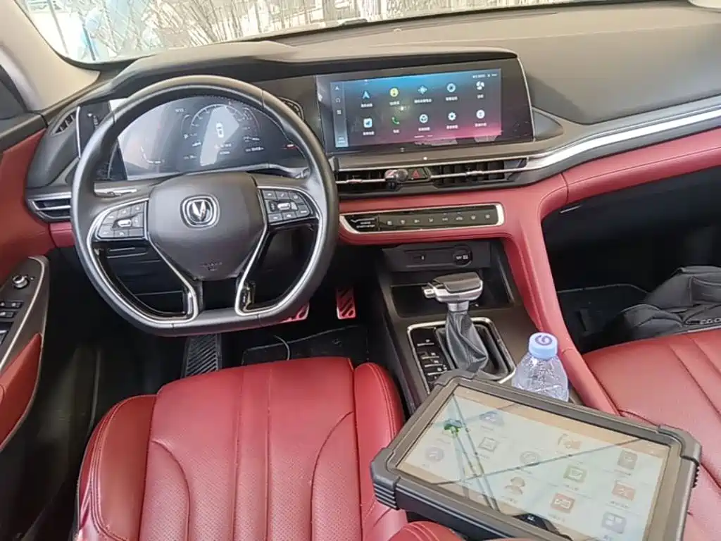Changan CS75PLUS 2020 — фото 10
