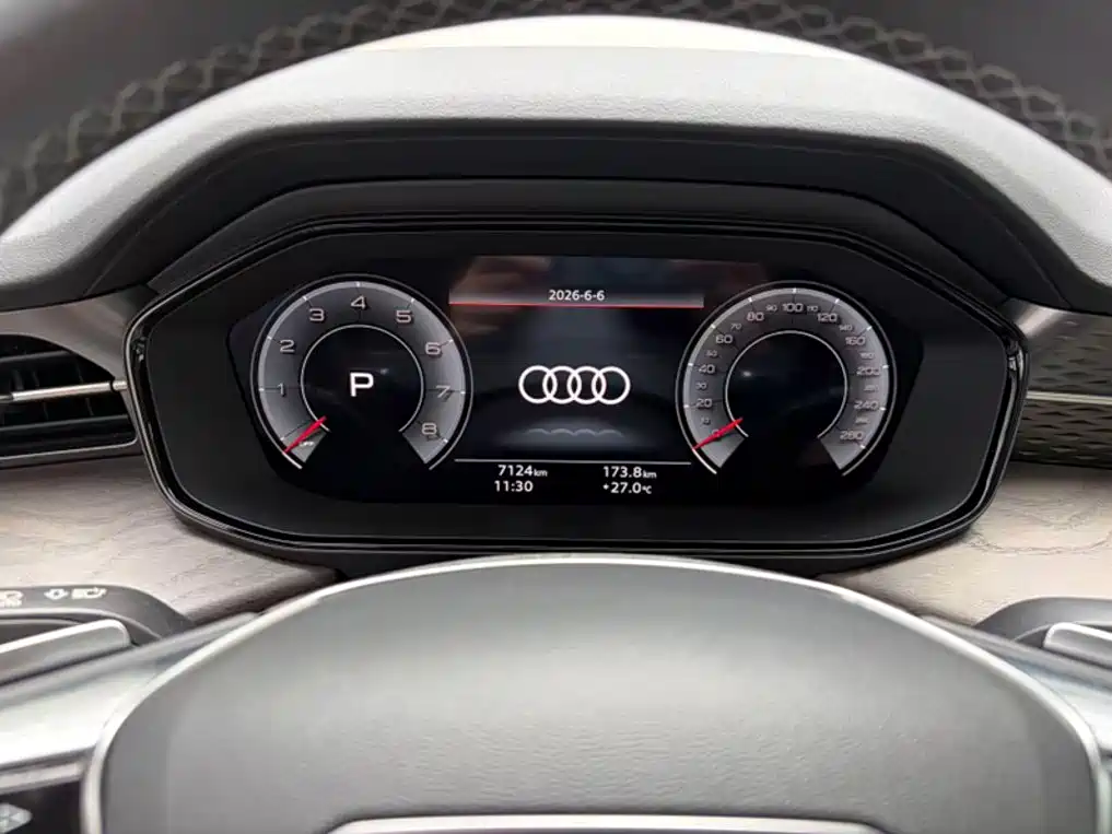 Audi Q6 2023 — фото 5