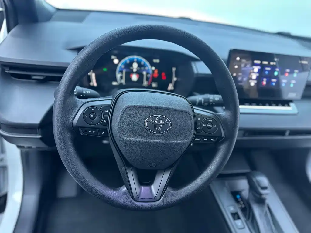 Toyota Corolla Cross 2026 — фото 13