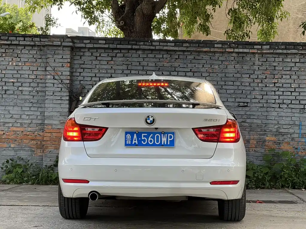 BMW 3 Series GT 2015 — фото 8