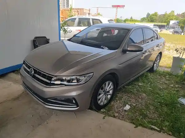 Volkswagen Bora 2021