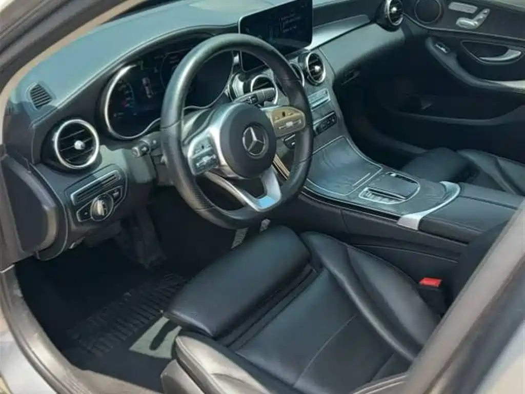 Mercedes-Benz C-Class 2020 — фото 7