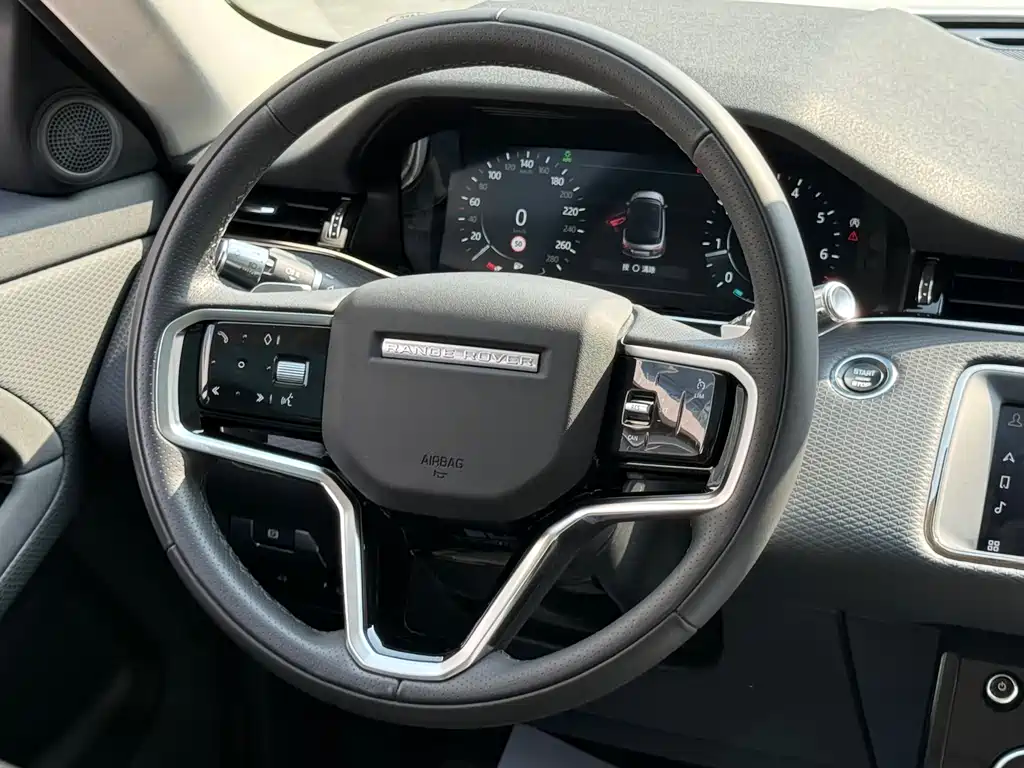 Land Rover Evoque 2021 — фото 24