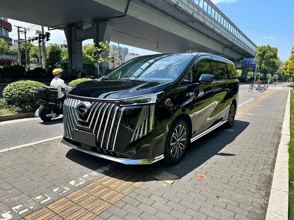 GAC Motor Trumpchi M8 2023 — фото 2