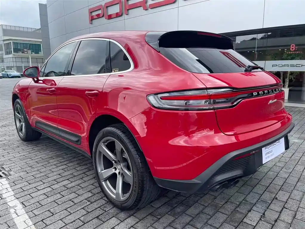 Porsche Macan 2025 — фото 8