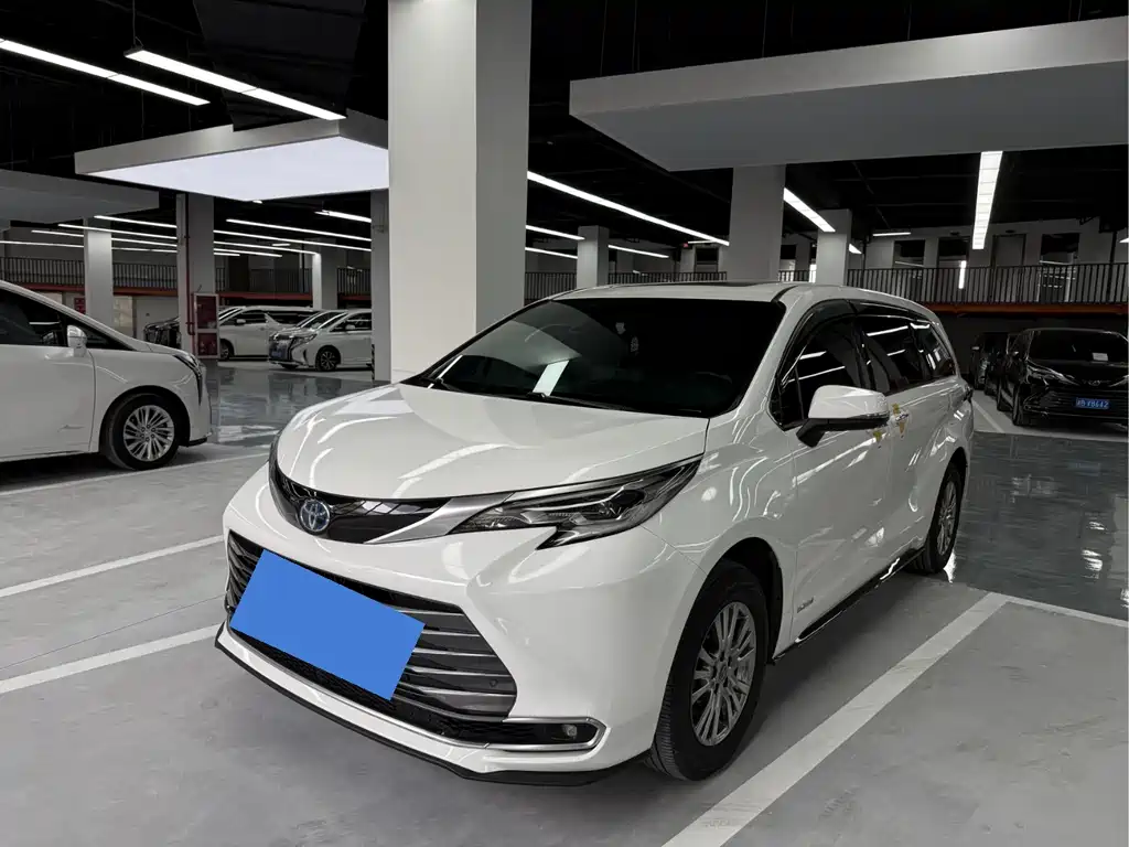 Toyota Sienna 2022