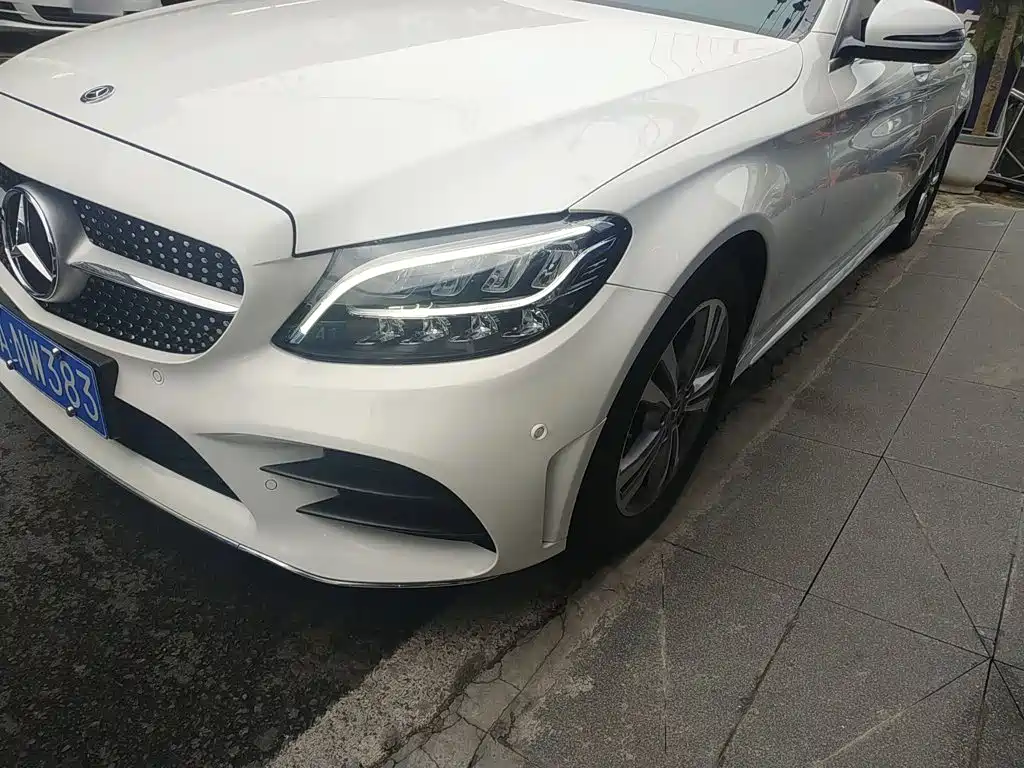 Mercedes-Benz C-Class 2021